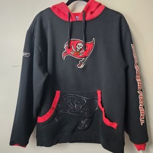 Tampa Bay Buccaneers Hoodie Medium Reebok Black & Red Sweater Black Logo NFL App
